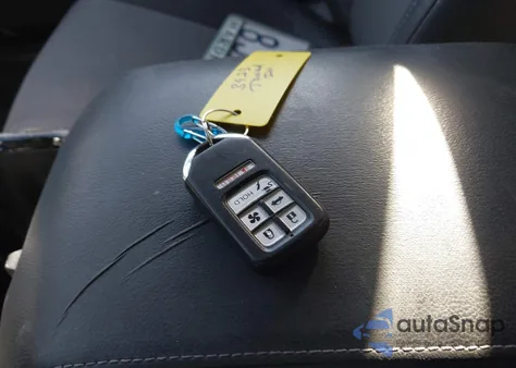 2019 Honda Clarity Plug-In Hybrid из США, поврежденный, VIN JHMZC5F13KC001073